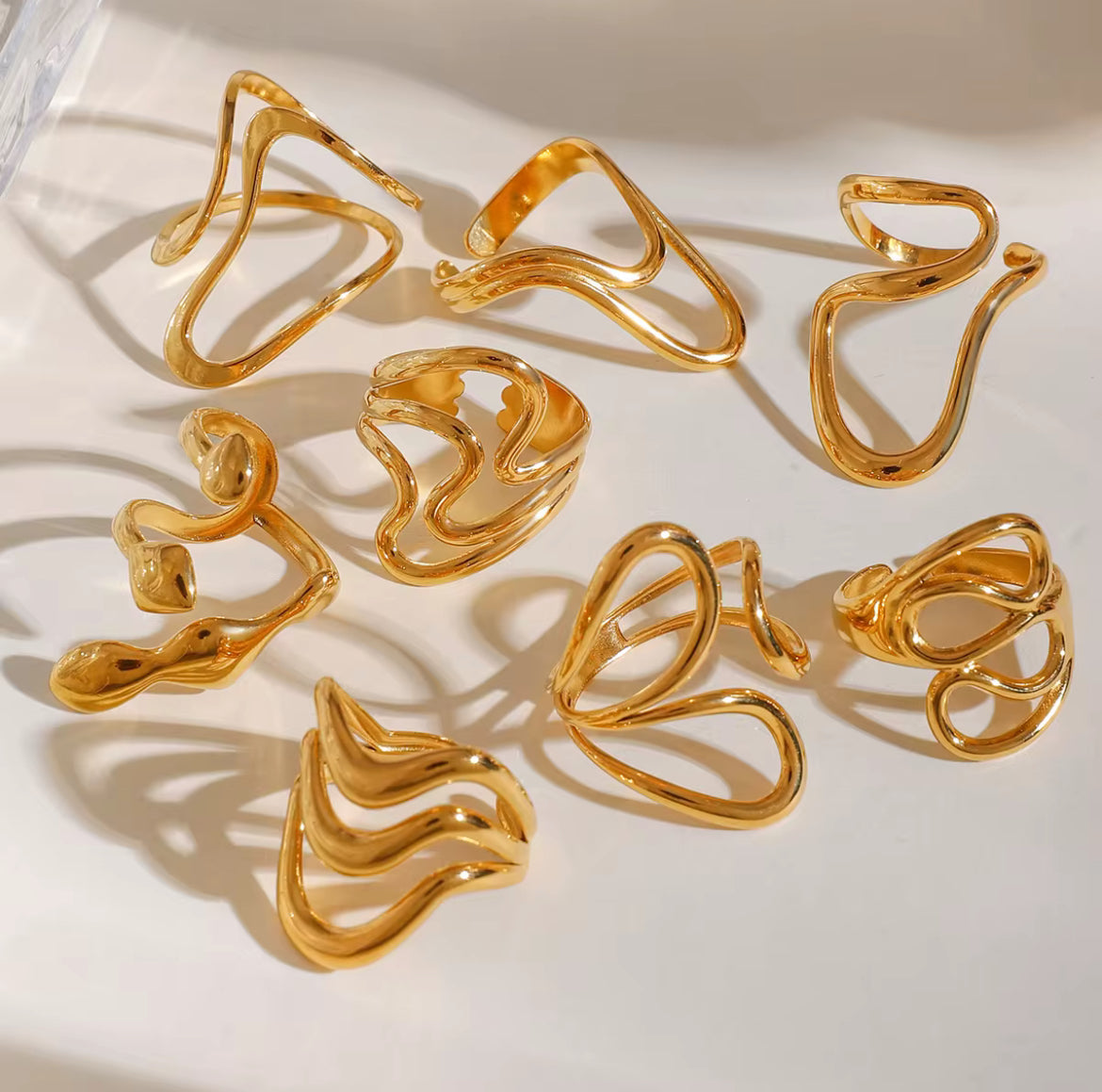 Bagues aux formes géométriques