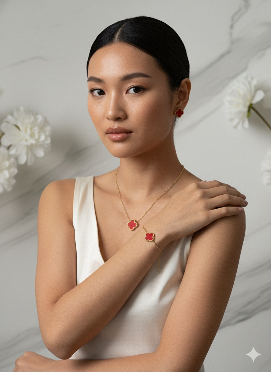 Ensemble trèfle vert, noir, rouge et blanc