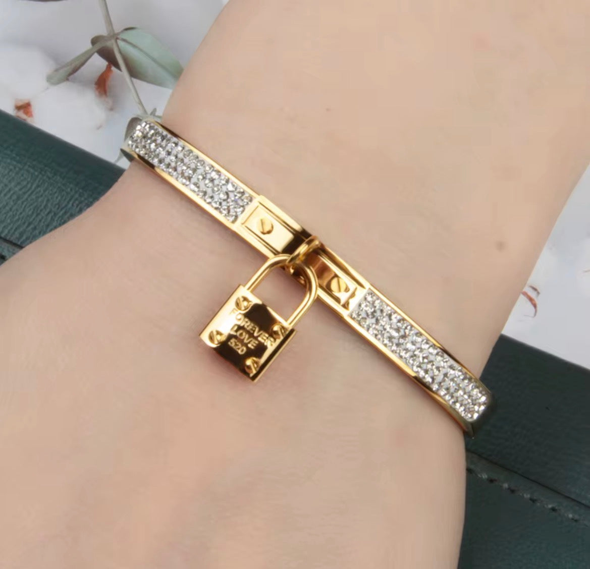 Bracelet forever