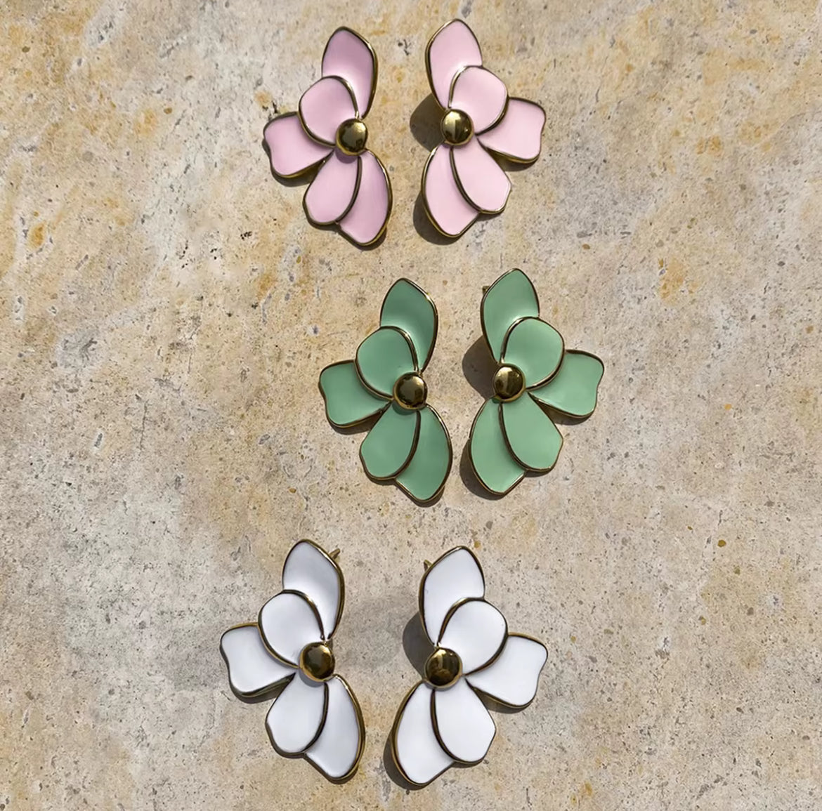 Boucles d’oreilles fleuries