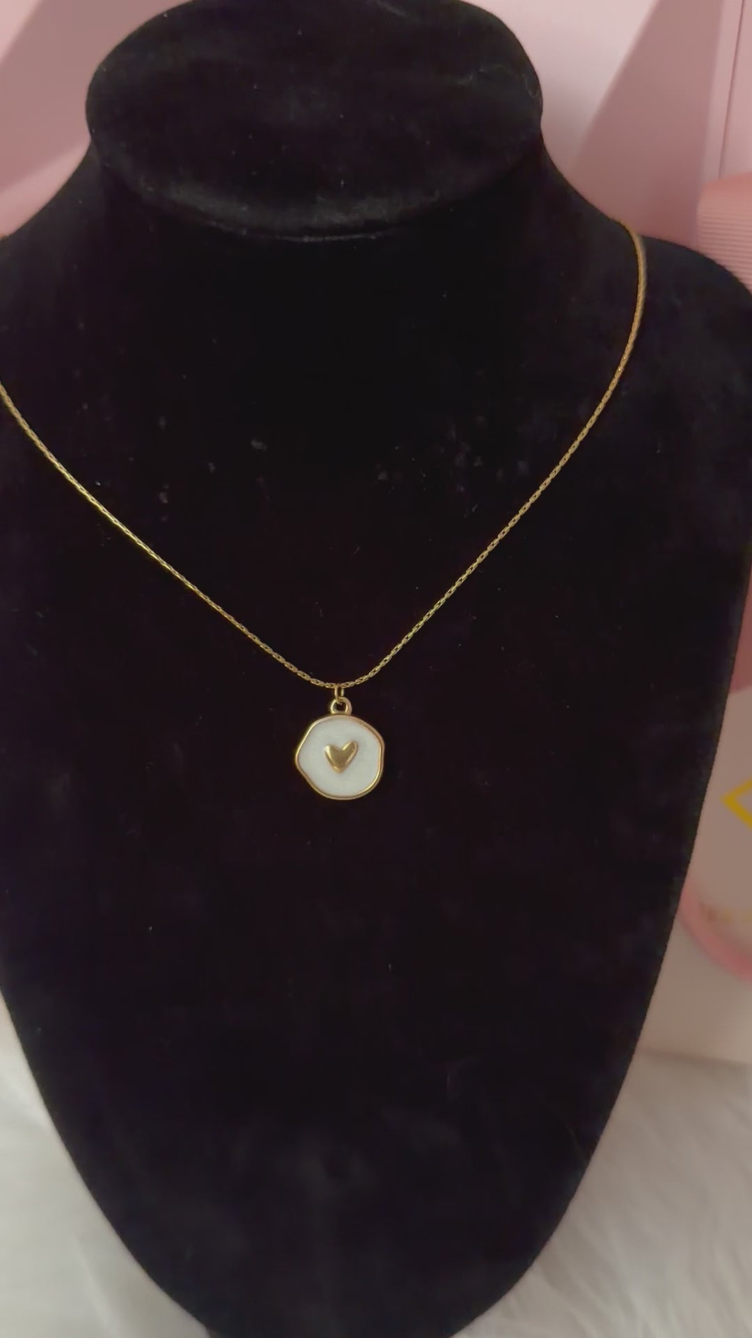 Collier Julia